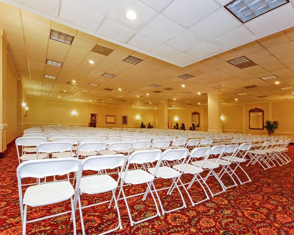 Quality Inn And Suites Conference Center Richmond Létesítmények fotó