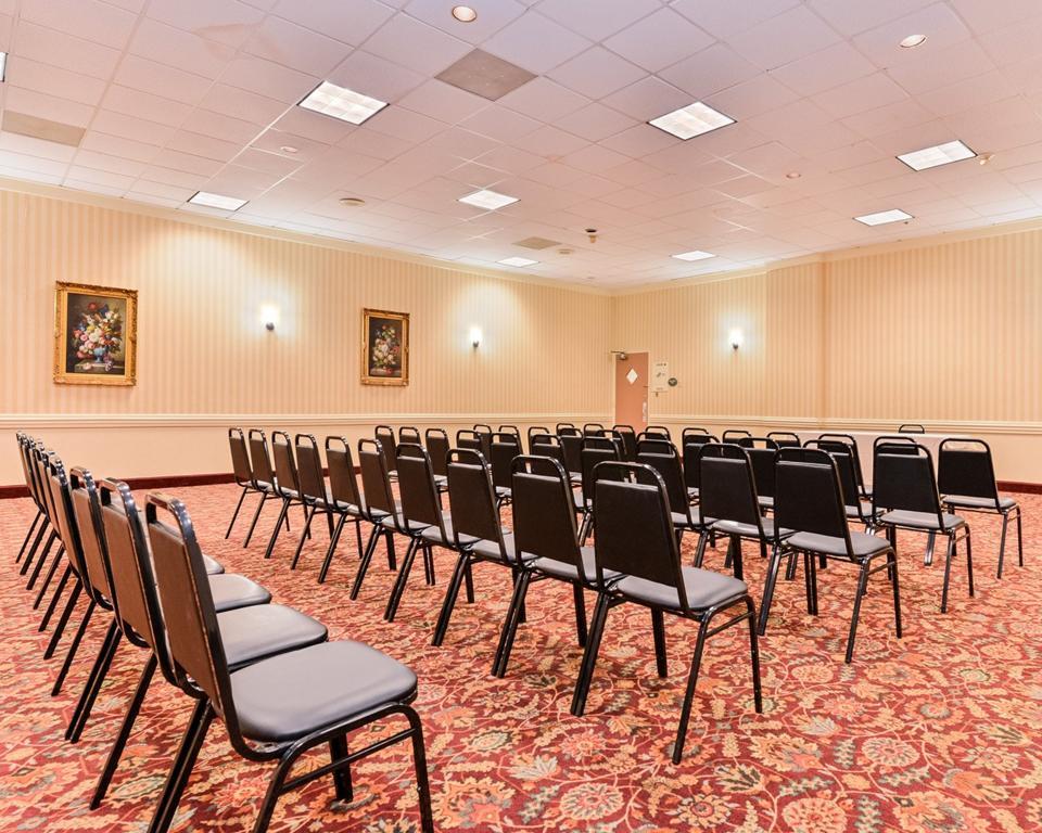Quality Inn And Suites Conference Center Richmond Kültér fotó