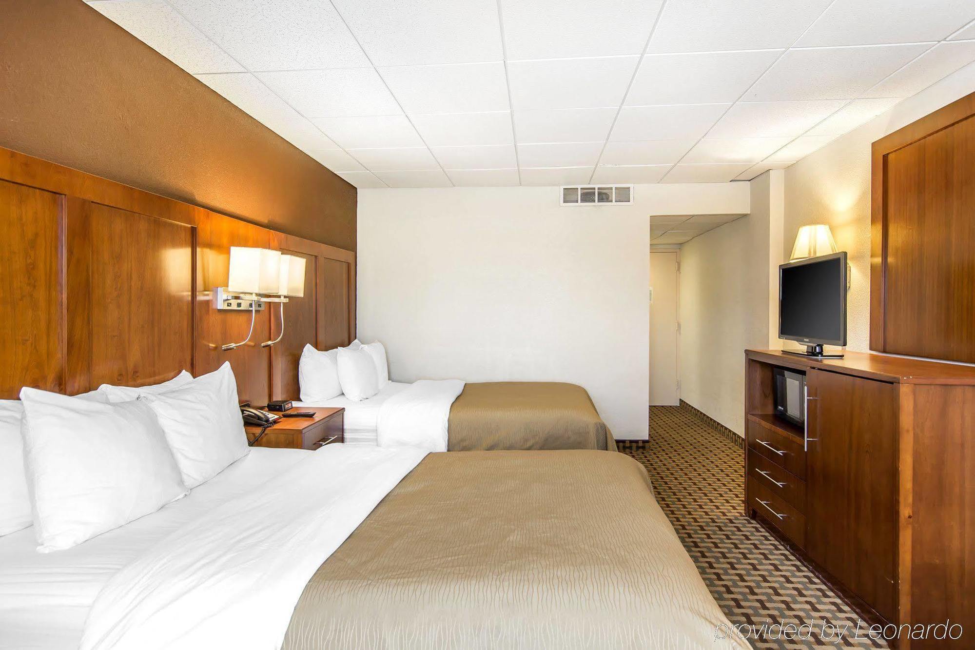 Quality Inn And Suites Conference Center Richmond Kültér fotó