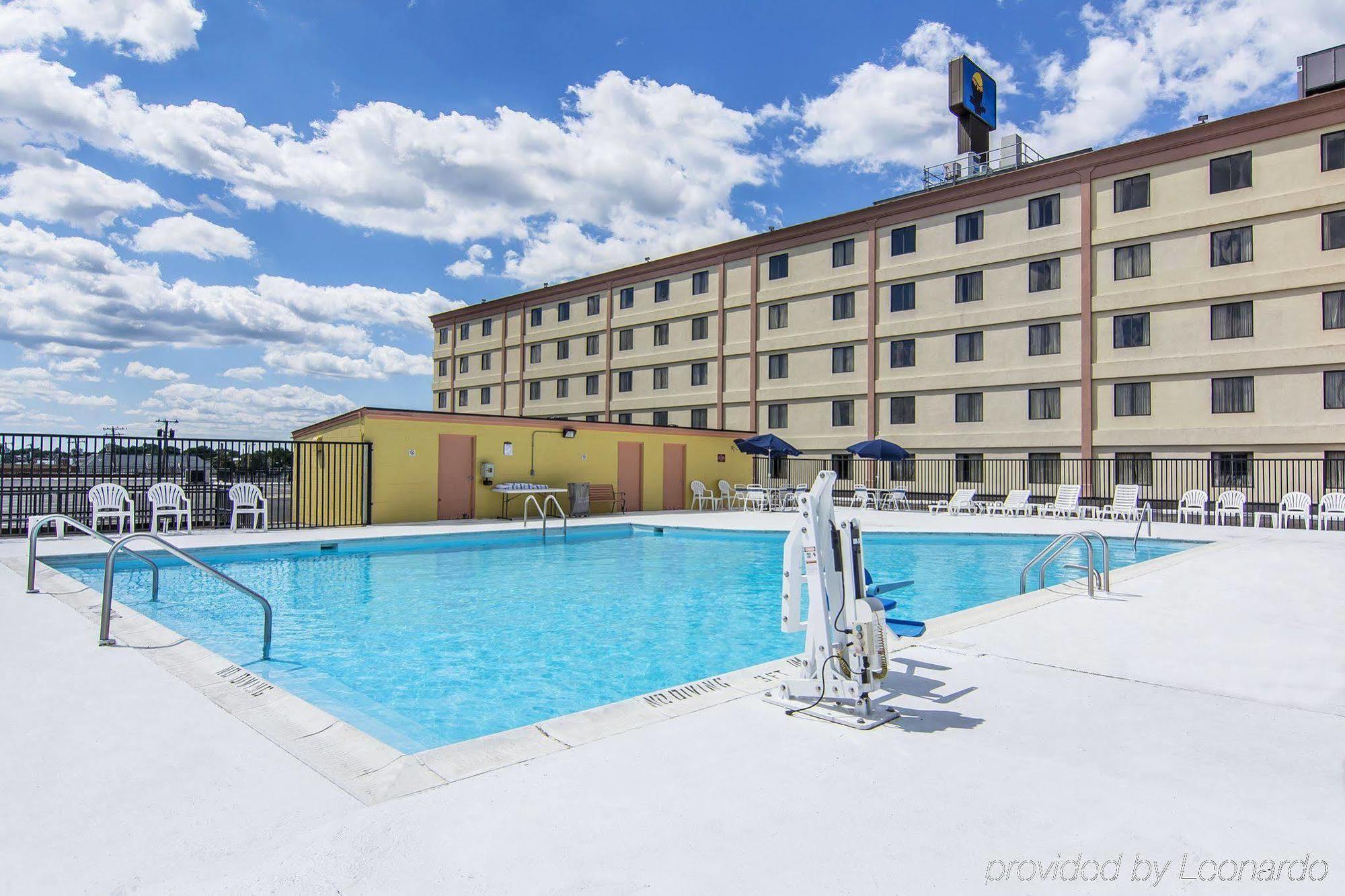 Quality Inn And Suites Conference Center Richmond Kültér fotó