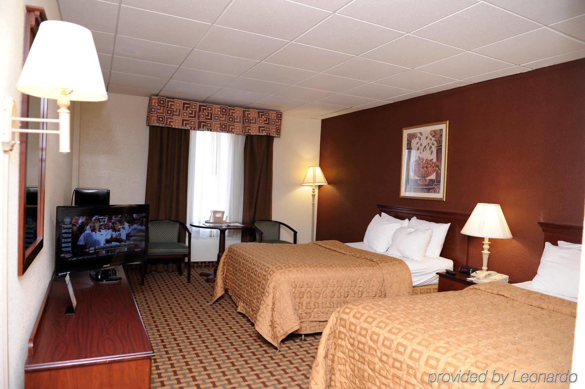 Quality Inn And Suites Conference Center Richmond Szoba fotó